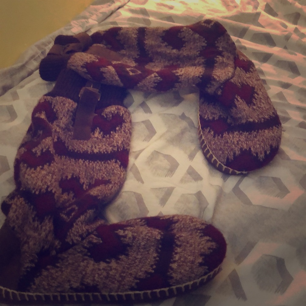 Muk luks slipper boots